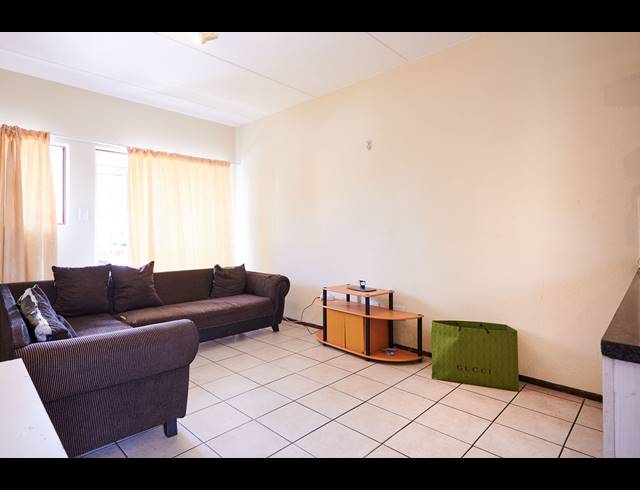 2 BEDROOM APARTMENT SOLD IN HALFWAY GARDENS